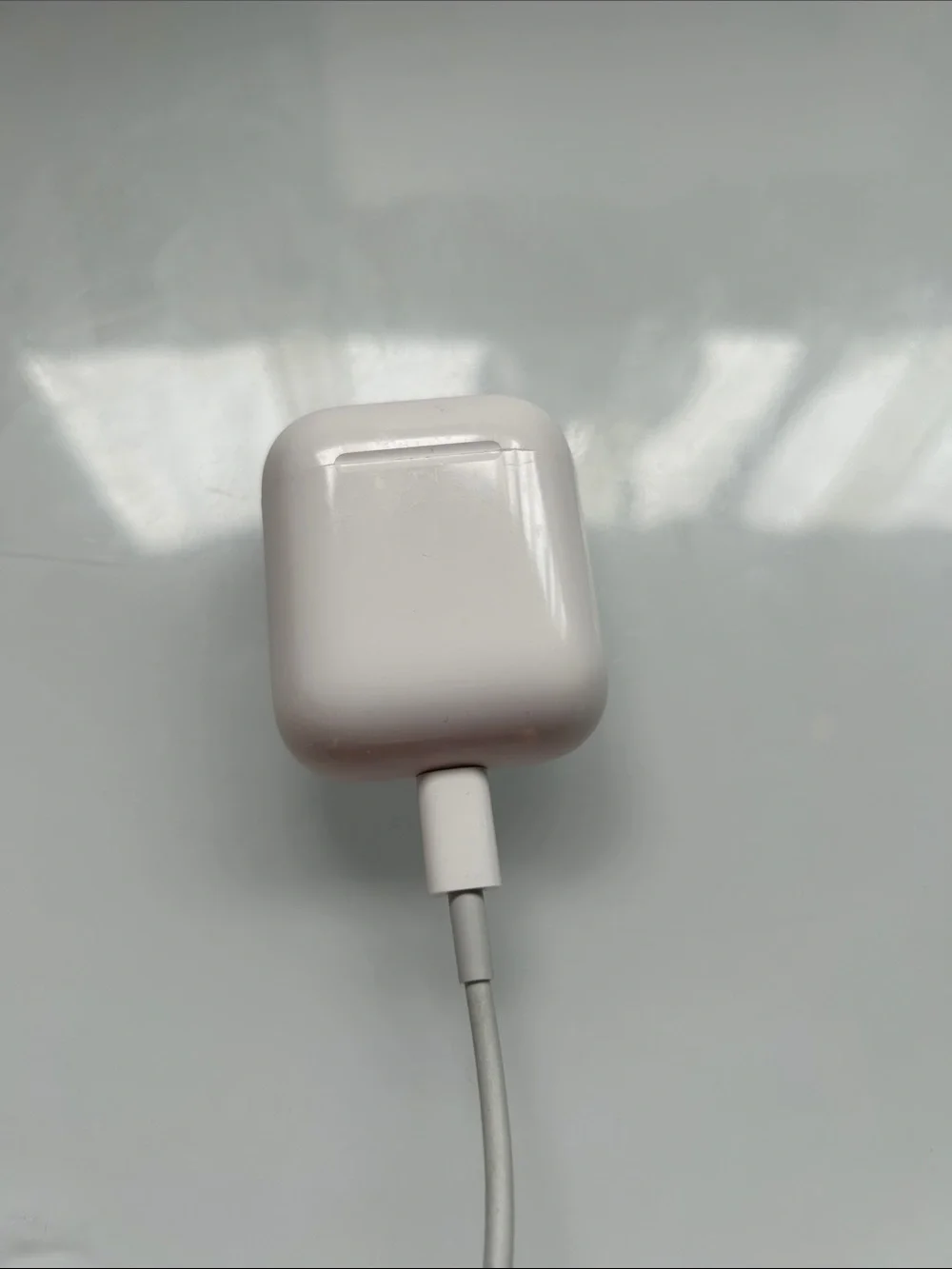 Apple White Earbud Charging Case LEFT EARBUD ONLY
